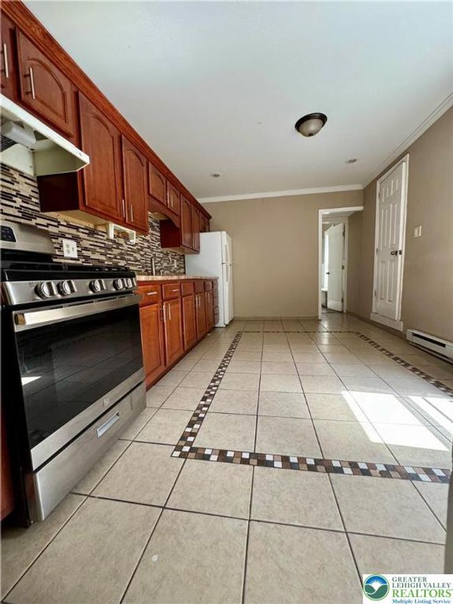 Kitchen | Image 6