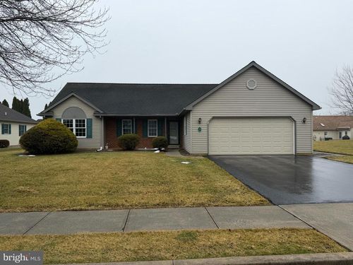 4 Rosemont Dr, MYERSTOWN, PA, 17067-3177 | Card Image