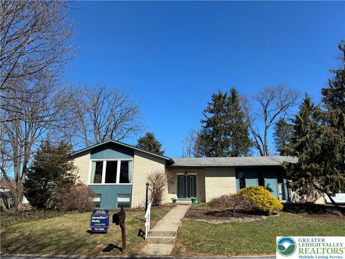 1989 Forest Ln, Allentown, PA, 18103-9651 | Card Image