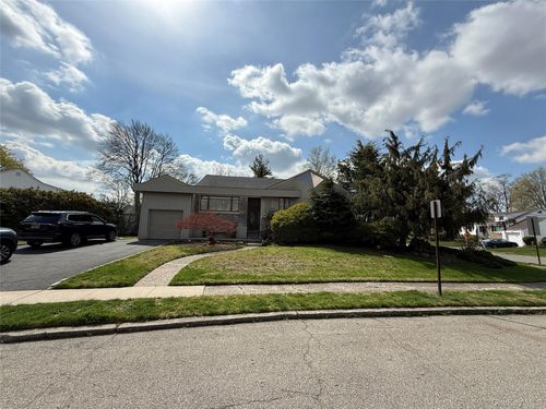 1 Rose Ln, East Rockaway, NY, 11518-2112 | Card Image