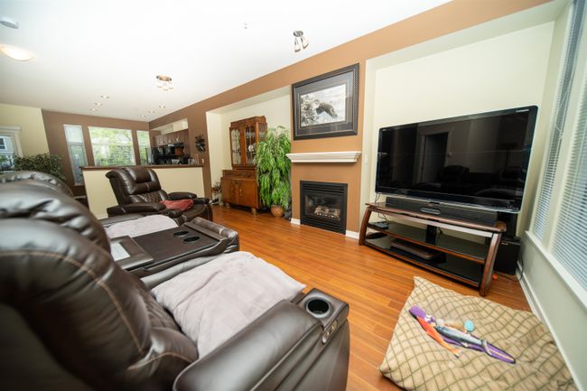 32 - 20120 68 Avenue, Townhouse with 3 bedrooms, 3 bathrooms and 2 parking in Langley BC | Image 7