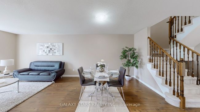 36 Stonewood St, House attached with 3 bedrooms, 3 bathrooms and 1 parking in Ajax ON | Image 6