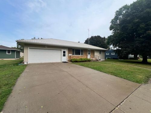 537 E Ronning Ave, Appleton, MN, 56208-1647 | Card Image