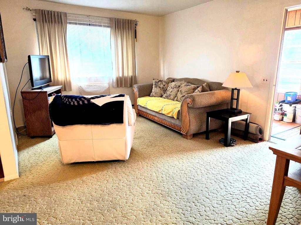 Residential in MANCHESTER TOWNSHIP 4