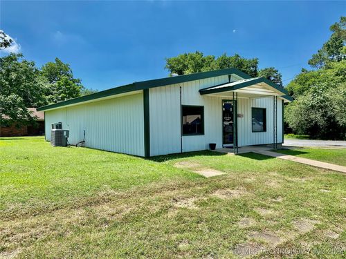 245 S Main St, Krebs, OK, 74554 | Card Image