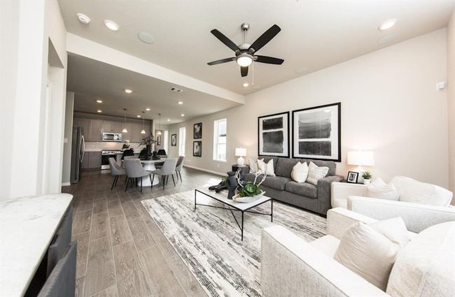 2791 Holly Laurel Dr, House other with 4 bedrooms, 3 bathrooms and 2 parking in Alvin TX | Image 6