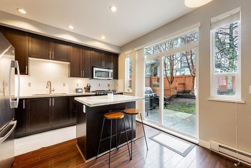 8-2929 156 St, Surrey, BC, V3Z0S9 | Card Image
