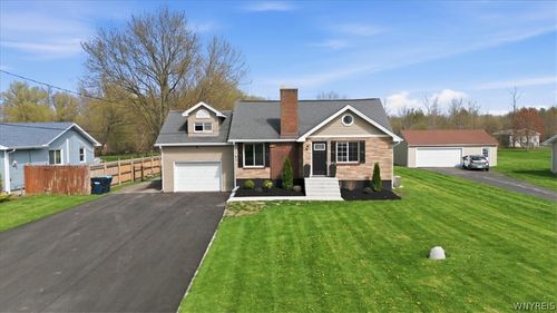 789 Alt Blvd, Grand Island, NY, 14072-2447 | Card Image