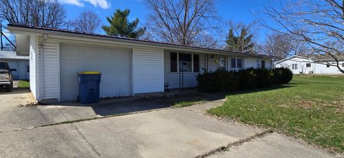 706 Meadowdale Dr, North Manchester, IN, 46962-1334 | Card Image