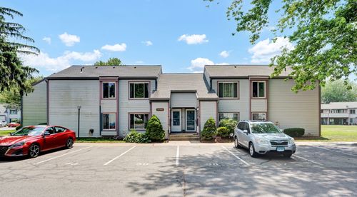 39-39 Candlewood Dr, South Windsor, CT, 06074-2610 | Card Image