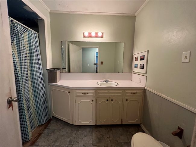 203 Dugger St, House other with 4 bedrooms, 3 bathrooms and null parking in Edna TX | Image 22
