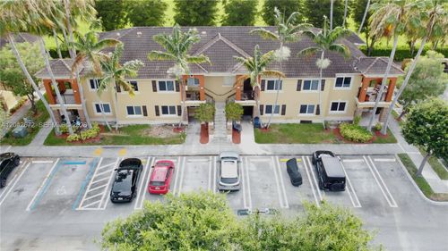 102-990 Ne 33rd Ter, Homestead, FL, 33033-5390 | Card Image