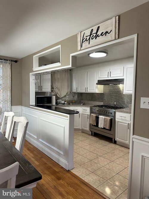 5348 Jackson St, PHILADELPHIA, PA, 19124-1527 | Card Image