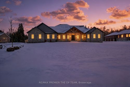 60 Marni Lane, Phelpston, ON, L0L2K0 | Card Image