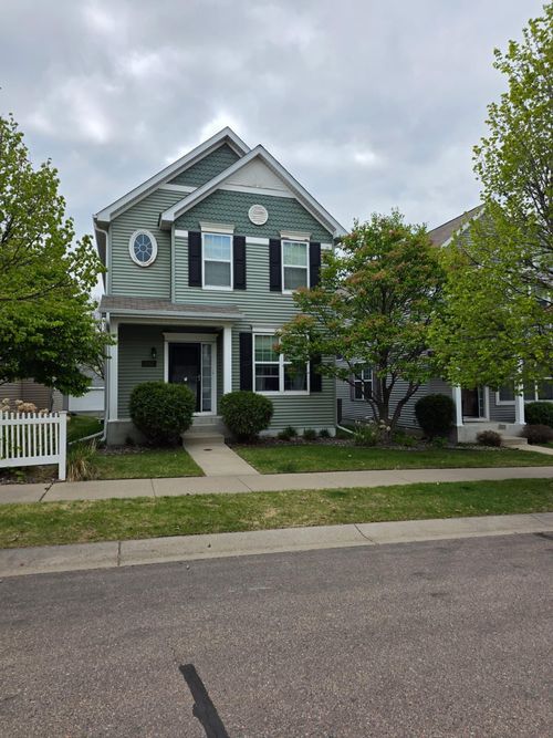 10167 Indigo Dr, Eden Prairie, MN, 55347-1211 | Card Image