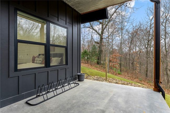Lower deck | Image 42
