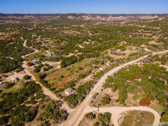 989 Oil Wl, Home with 3 bedrooms, 2 bathrooms and null parking in Pipe Creek TX | Image 76