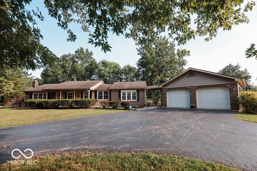 8495 Big Bend Rd, Martinsville, IN, 46151-7790 | Card Image