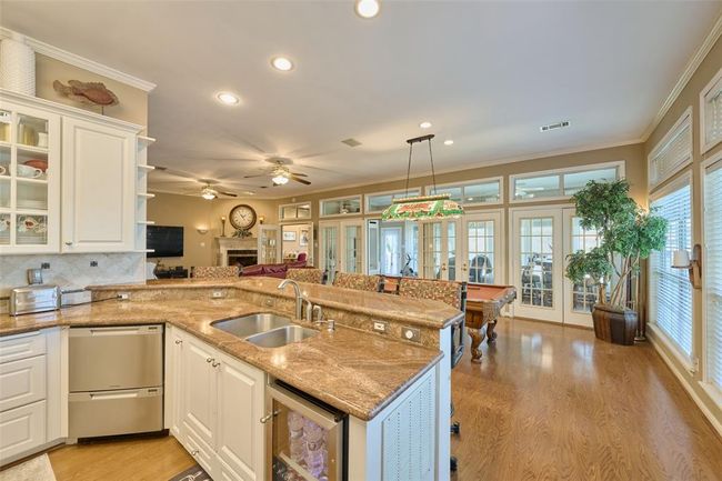 Cook, wine & dine all one open setting | Image 25