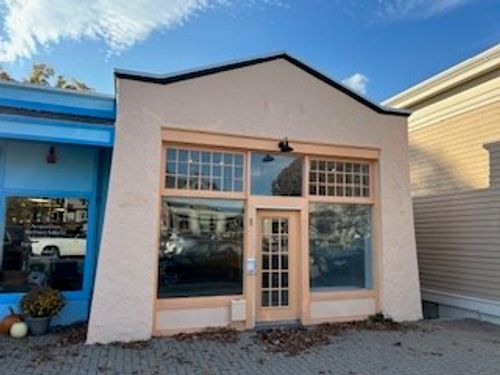 1-15 Lexington Ave, Gloucester, MA, 01930-3900 | Card Image