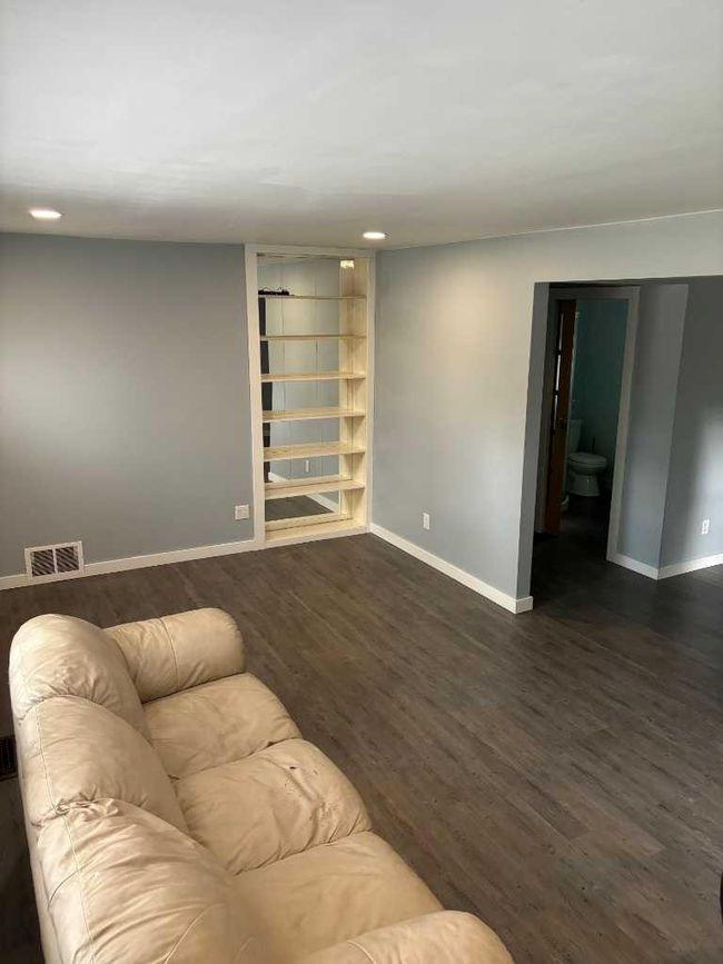 5018 49 St, House other with 2 bedrooms, 1 bathrooms and 2 parking in Sedgewick AB | Image 9