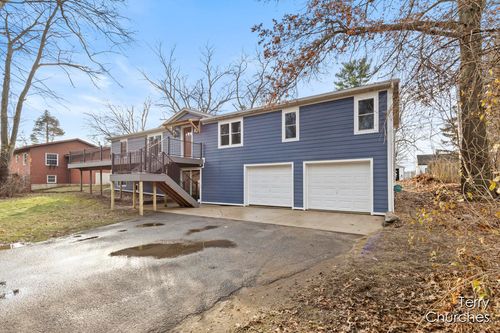 7043 Channel Drive Se, Alto, MI, 49302 | Card Image