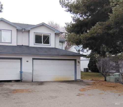 865 Tumbleweed Ave, Mountain Home, ID, 83647-4204 | Card Image