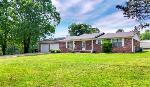 190 Richland Cir, Russellville, AR, 72802-1557 | Card Image