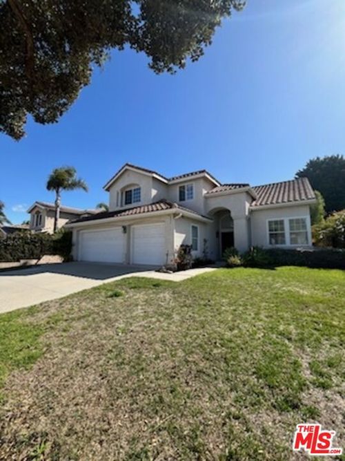 2320 Diamond Head Way, Oxnard, CA, 93036-7762 | Card Image