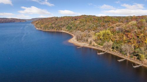 W12444 832nd Ave, River Falls, WI, 54022-4733 | Card Image