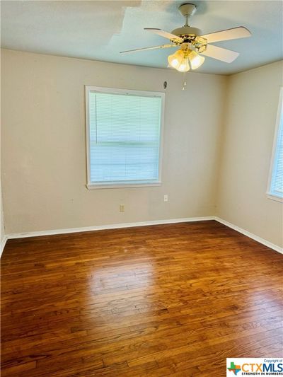 114 Crockett Street, House other with 2 bedrooms, 1 bathrooms and null parking in Port Lavaca TX | Image 2