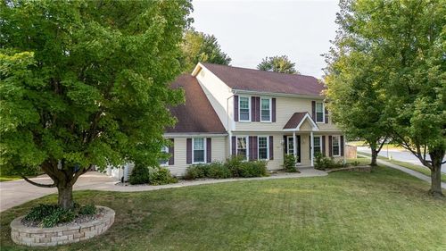 1327 Easton Ct, Liberty, MO, 64068-3258 | Card Image