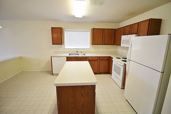 2415 Mallory Ln, House other with 4 bedrooms, 3 bathrooms and null parking in Lancaster TX | Image 10