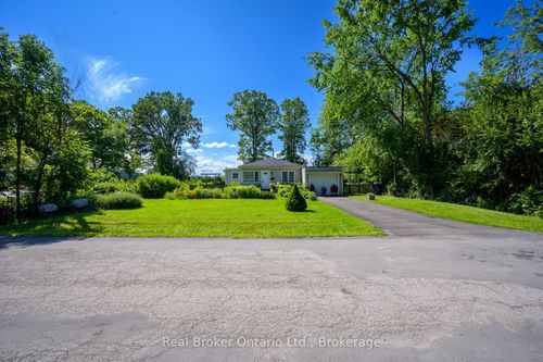 625 Sims Ave, Fort Erie, ON, L2A6B1 | Card Image