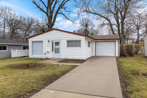 108 Walnut Dr, Streamwood, IL, 60107-1230 | Card Image