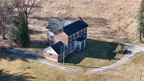 4618 State Route 136, Greensburg, PA, 15601-6415 | Card Image