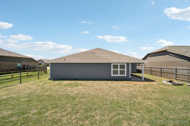 11001 117 Th East Pl, House other with 3 bedrooms, 2 bathrooms and null parking in Owasso OK | Image 26