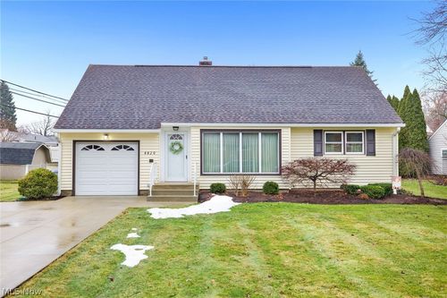 4820 15th St Nw, Canton, OH, 44708-2753 | Card Image