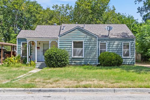 3825 Rusty Dell St, Fort Worth, TX, 76111-6139 | Card Image