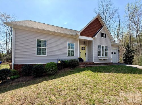 3620 Lake Dr, Morganton, NC, 28655-5957 | Card Image