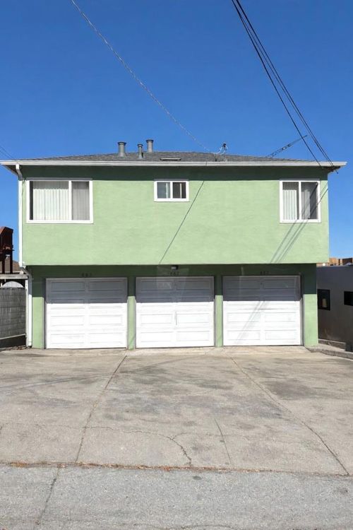 885 Laurel Ave, Belmont, CA, 94002-2323 | Card Image