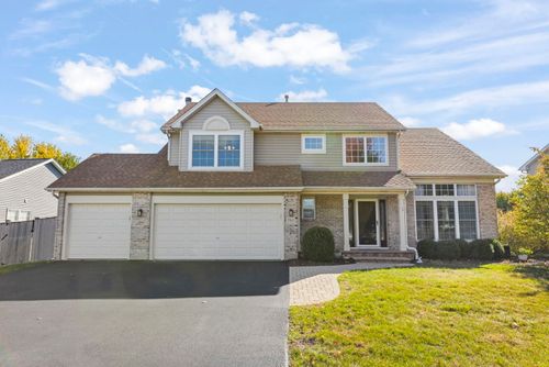 760 Churchill Ln, Oswego, IL, 60543-8224 | Card Image