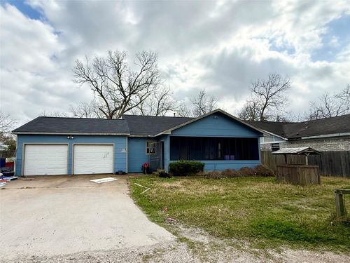 1927 Fm 646 Rd N, Santa Fe, TX, 77510-8929 | Card Image