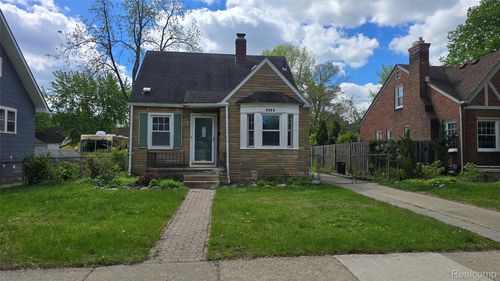 1337 W Saratoga St, Ferndale, MI, 48220-3149 | Card Image
