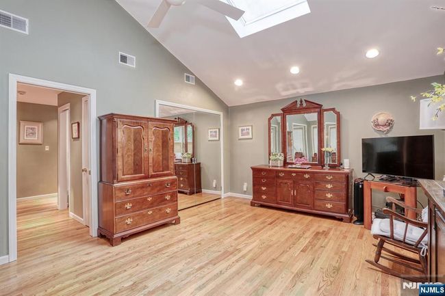 380 Hillside Ave, House other with 4 bedrooms, 4 bathrooms and null parking in Allendale NJ | Image 12
