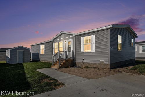 37723 Sandstone Trl, New Haven, MI, 48048-3157 | Card Image