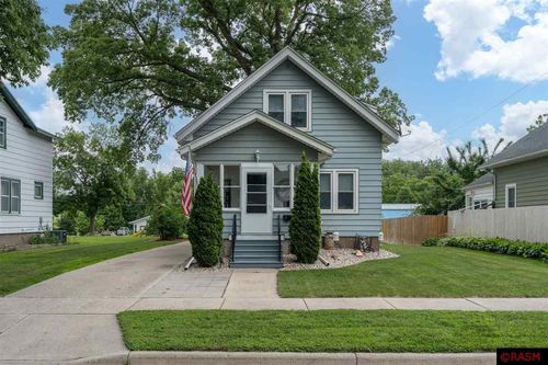 720 Lyndale St, North Mankato, MN, 56003-3021 | Card Image