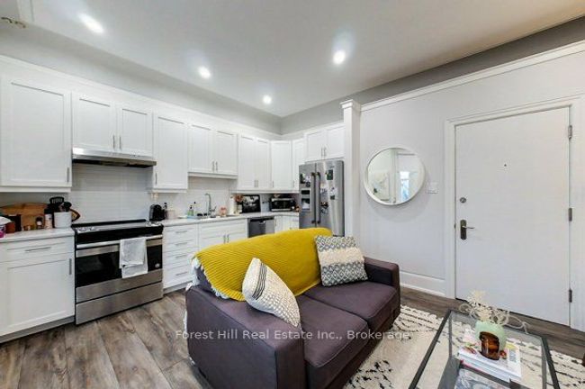 2 - 72 3 Rd St, Condo with 1 bedrooms, 1 bathrooms and 9 parking in Collingwood ON | Image 9