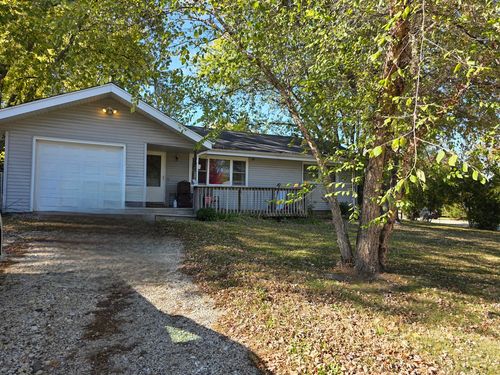 200 S Beck Rd, Lindenhurst, IL, 60046-9649 | Card Image