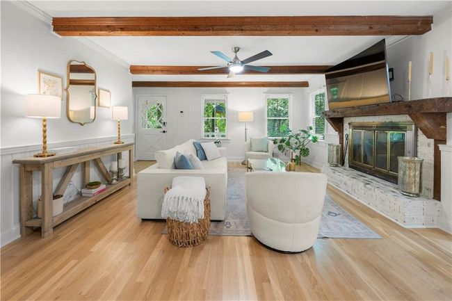 1104 Warrenhall Ln Ne, House other with 4 bedrooms, 3 bathrooms and null parking in Brookhaven GA | Image 4